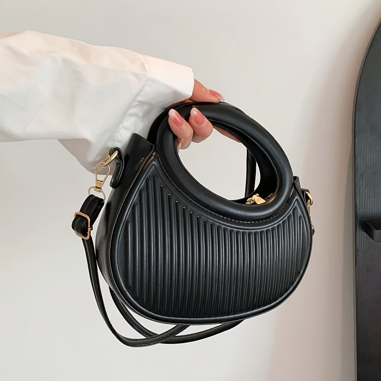 Leatherwork Wallet - Bolsas crossbody com design de listras