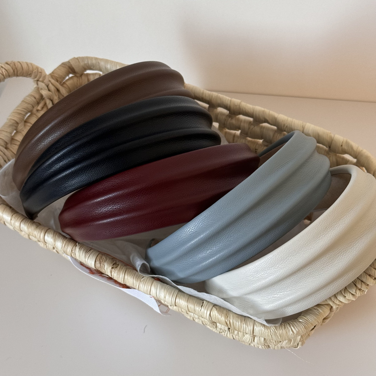 Leatherwork Pony - Faixa de cabelo larga de couro