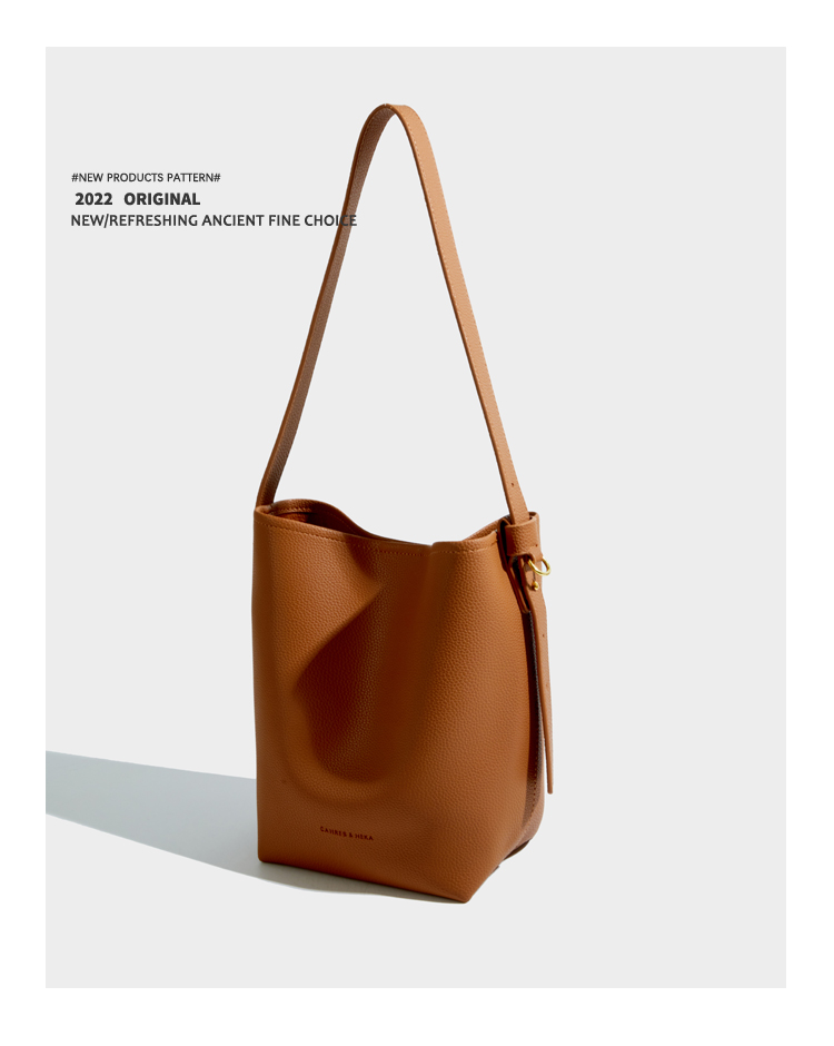 Bolsa de Ombro em Couro PU Max - Leather Work Duffle Bag avaliação e preço